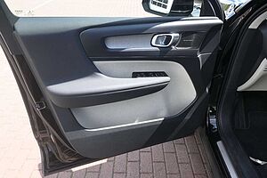 Volvo  T3 Benzin Inscription*H&K*STHZG*RFK*Leder*