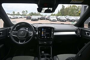 Volvo  T4 Core Recharge PlugIn Hybrid*LED*NAVI*CAM