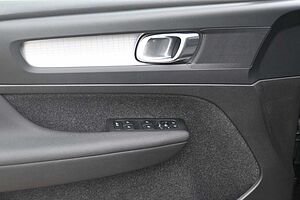 Volvo  T4 Core Recharge PlugIn Hybrid*LED*NAVI*CAM
