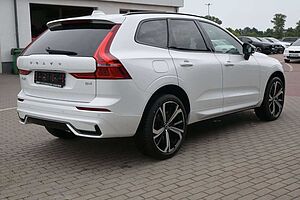 Volvo  B4 B Autom. Plus Dark*STDHZG*BLIS*ACC*AHK