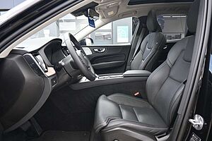 Volvo  B4D AWD Ultimate Dark*LUFT*360*B&W*PANO*AHK