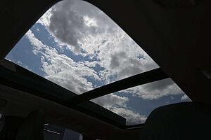 Volvo  B4D AWD Ultimate Dark*LUFT*360*B&W*PANO*AHK