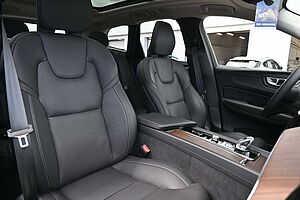 Volvo  B4D AWD Ultimate Dark*LUFT*360*B&W*PANO*AHK