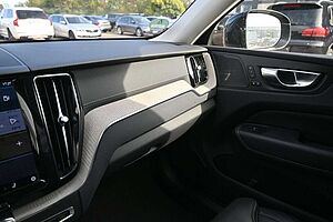 Volvo  B5 AWD Diesel Inscrip. 360°*H&K*PANO*MASSAG
