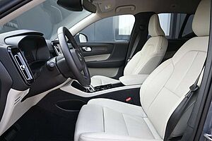 Volvo  T5 Recharge Plug-In Hybrid Plus Bright