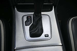 Volvo  D5 Autom. AWD R-Design*AHK*7-Sitz