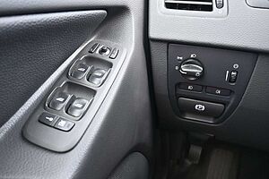 Volvo  D5 Autom. AWD R-Design*AHK*7-Sitz