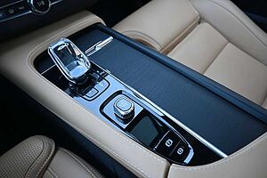 Volvo  Ultimate Bright T8 PHEV AWD*B&W*MASS*LUFT*