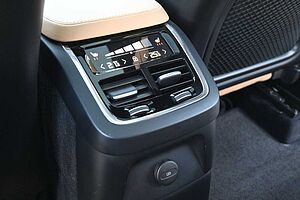 Volvo  Ultimate Bright T8 PHEV AWD*B&W*MASS*LUFT*