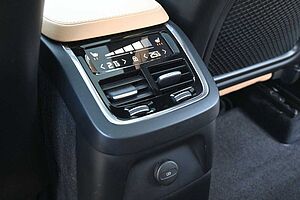 Volvo  Ultimate Bright T8 PHEV AWD*B&W*MASS*LUFT*