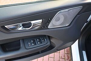 Volvo  R Design PHEV MAPS*Luft*B&W*STHZG*HUD*