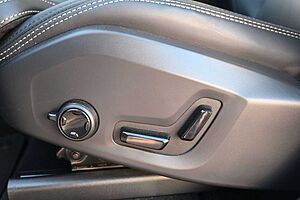 Volvo  R Design PHEV MAPS*Luft*B&W*STHZG*HUD*
