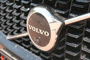 Volvo  B5 D AWD Ultimate Dark*STDHZG*LUFT*360°B&W*