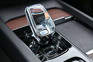 Volvo  B4 D AWD Ultimate Dark*STDHZG*360°*LUFT*ACC