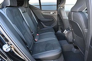 Volvo  B4 DSG Ultra Dark*PANO*RFK*ACC