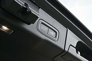 Volvo  T8 R Design PHEV MAPS*Luft*B&W*STHZG*HUD*