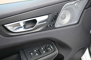 Volvo  T8 R Design PHEV MAPS*Luft*B&W*STHZG*HUD*