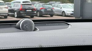 Volvo  T8 PHEV AWD R Design*360°*Massage*LUFT*B&W*