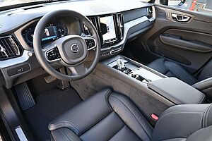 Volvo  B5 AWD Ultra Dark*LUFT*360°*ACC*AHK