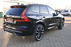 Volvo  B5 AWD Ultra Dark*LUFT*360°*ACC*AHK