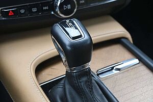 Volvo  D5 Inscrip* AWD*360°*MASS*LUFT*NAV*MIETKAUF