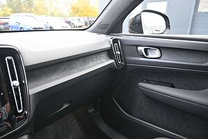 Volvo  Plus BEV Twin Motor AWD*Pano*20 Zoll*STHZG*