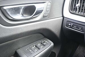 Volvo T8 RC AWD Inscription*PANO*RFK*BLIS*DAB*AHK