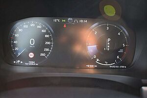 Volvo  D5 Mom. *LED*PPilot*CD*CAM*BLIS*Mietkauf mögl