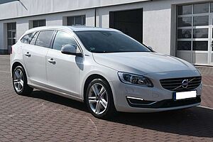 Volvo  D6*Sum*SD*NAVI*STHZ*E-KZ*Miete*Mietkauf