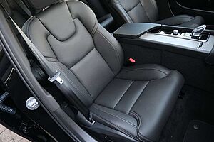 Volvo  V90 B4 D AWD Cross Country Plus*Pano*STDHZG*ACC