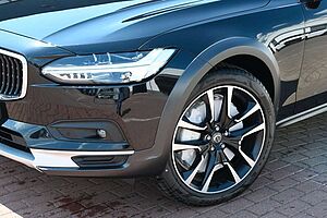 Volvo  V90 B4 D AWD Cross Country Plus*Pano*STDHZG*ACC
