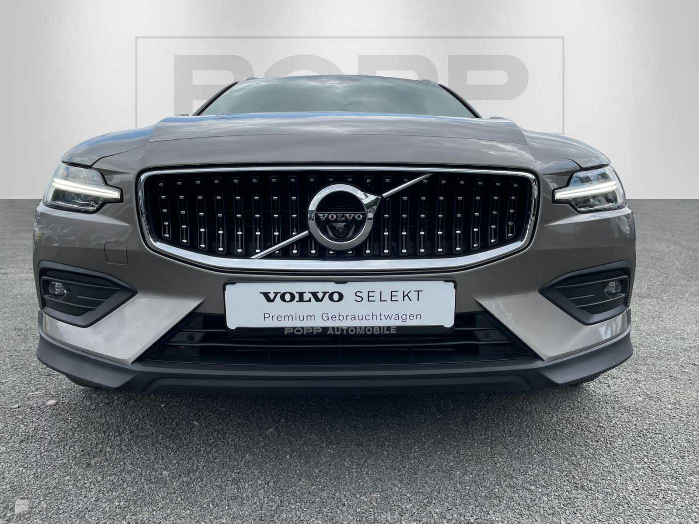 Volvo  D4 PRO AWD 360° STHZ FHZ LED