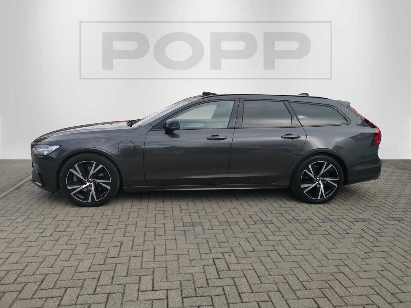 Volvo  T6 AWD Recharge R Design 360° ACC 2xSHZ PANO