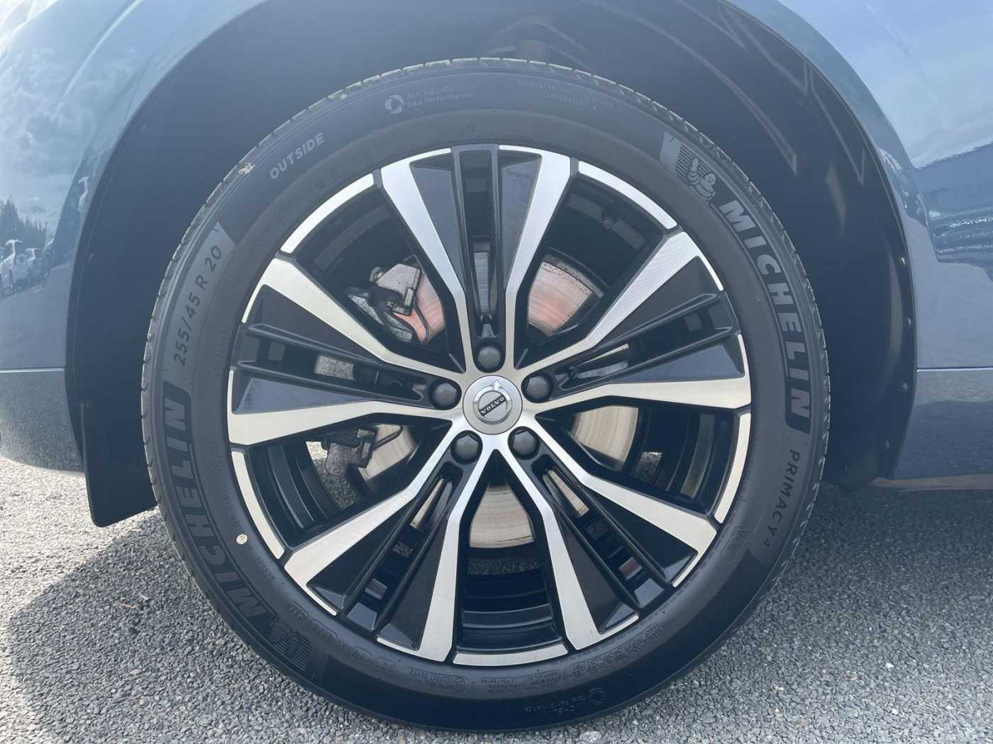 Volvo  20'