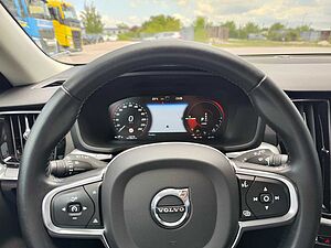 Volvo  T6 AWD Hybrid Momentum Pro ACC AHK STHZ