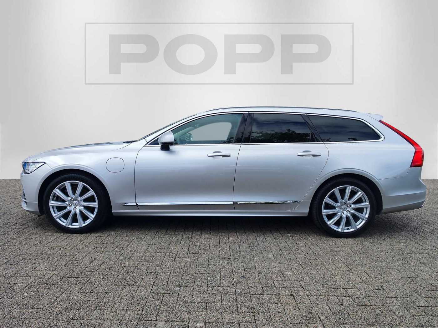 Volvo  T8 AWD Hybrid Inscription 360° AHK PANO STHZ