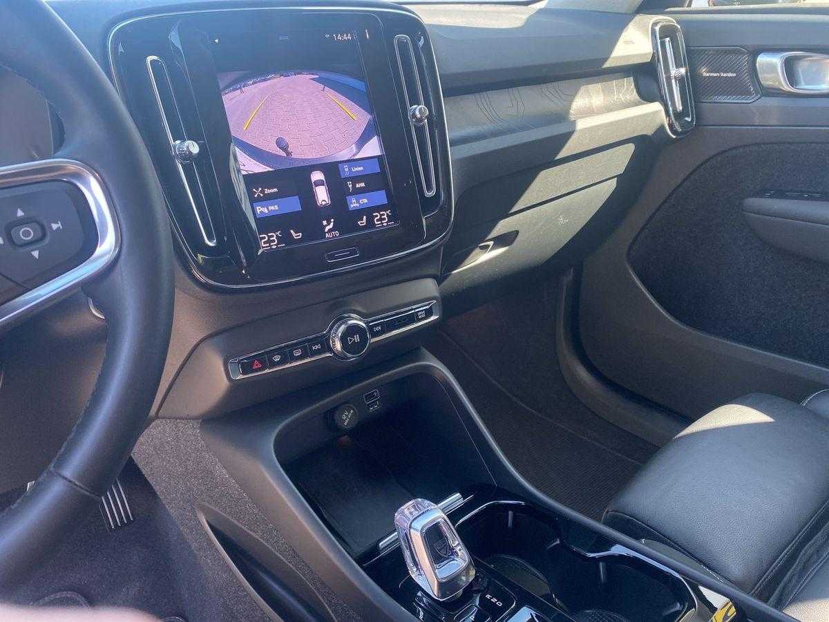 Volvo  19'