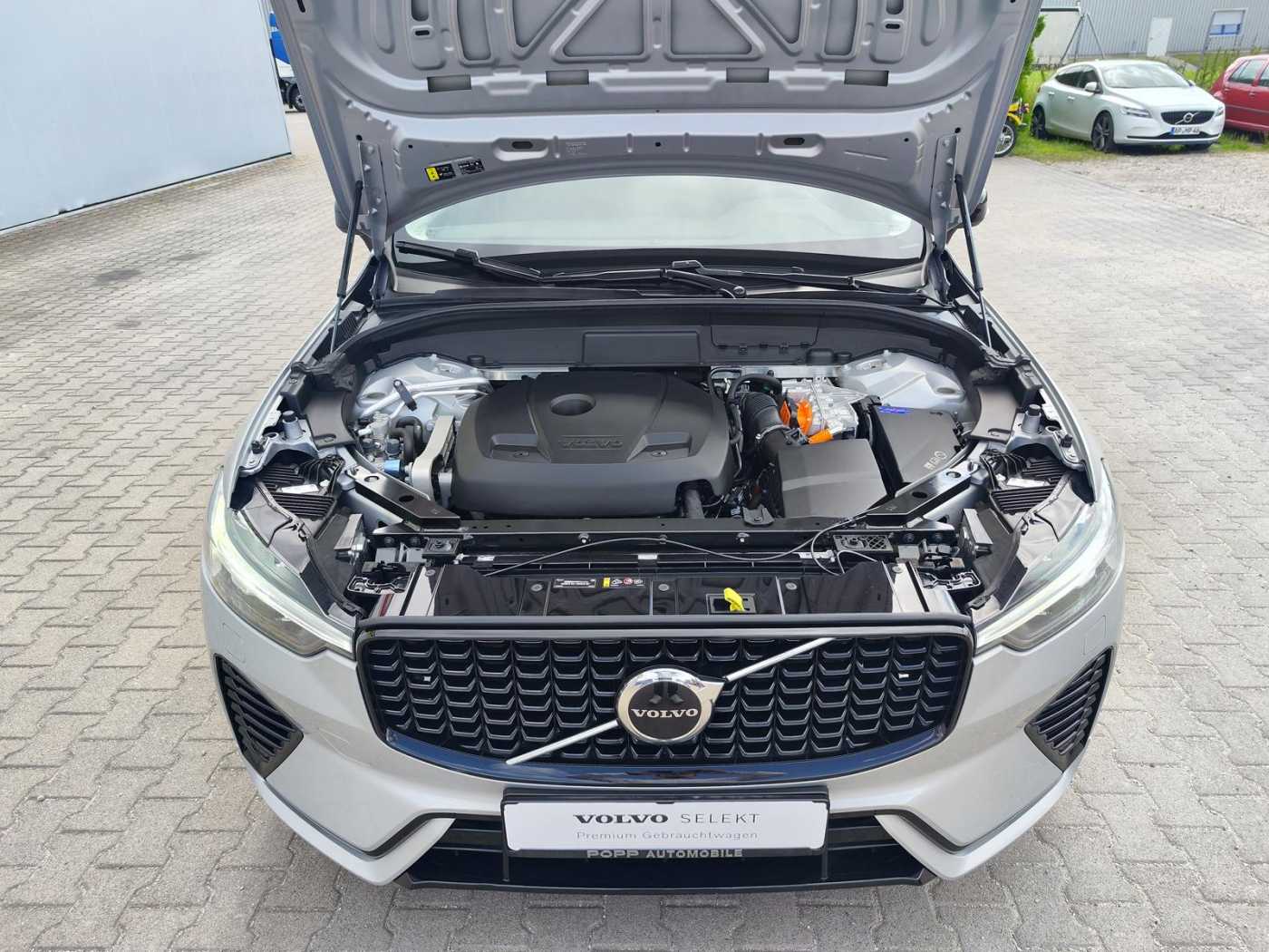 Volvo  T6 AWD Recharge Plus Dark 0,5% AHK BLIS