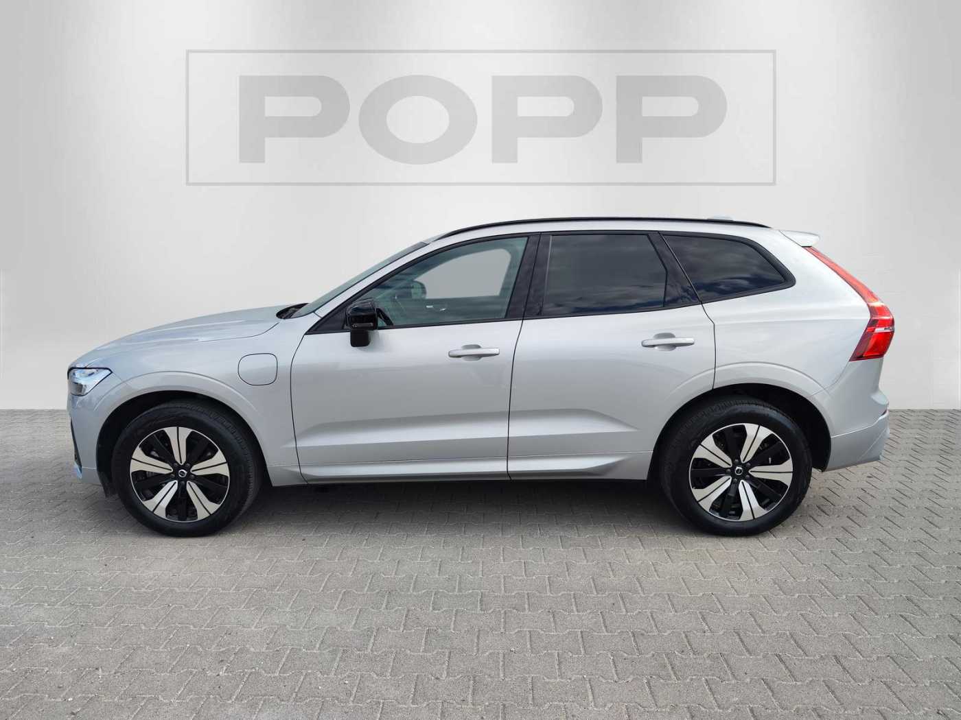 Volvo  T6 AWD Recharge Plus Dark 0,5% AHK BLIS