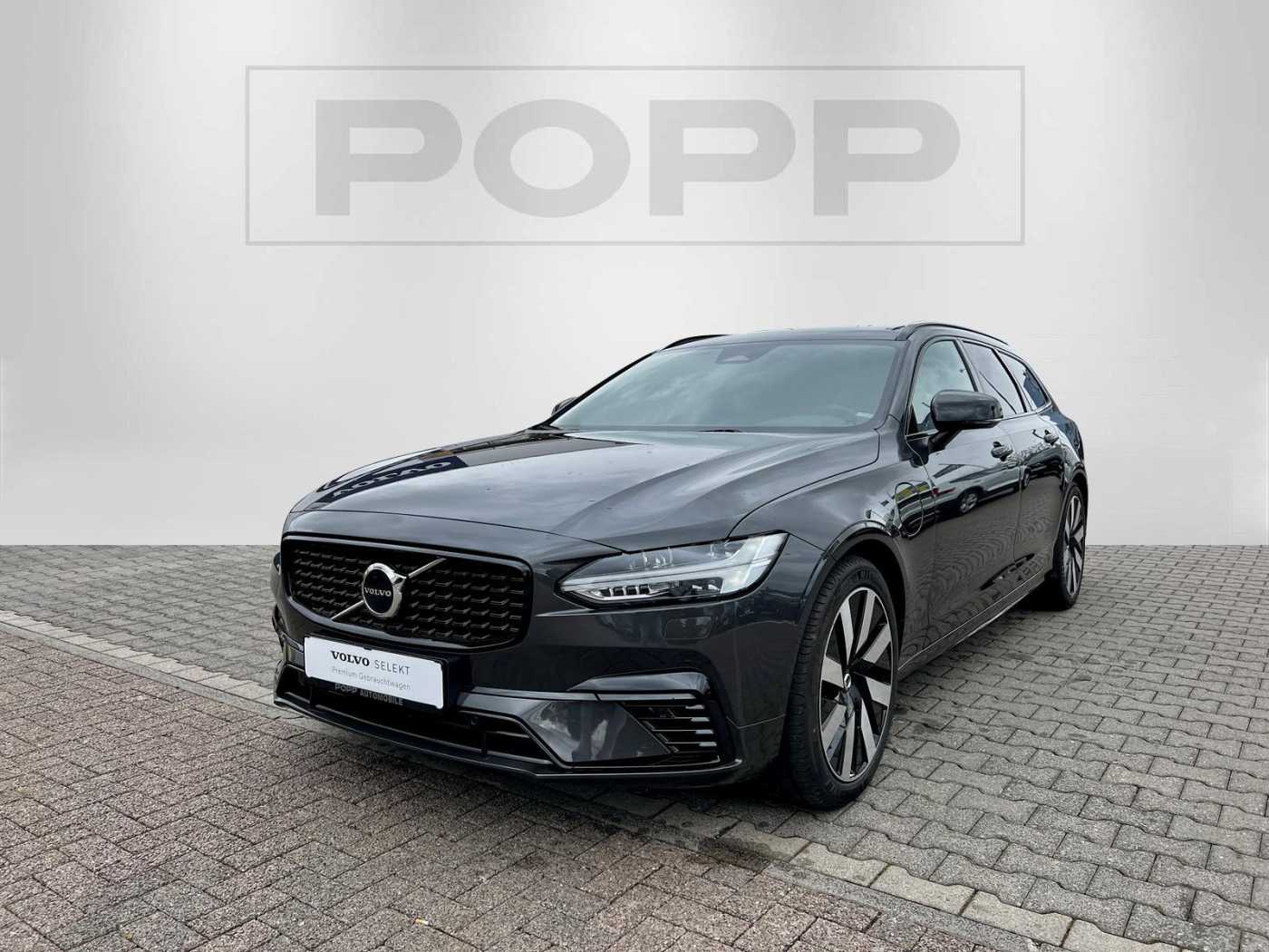 Volvo  T6 AWD Recharge Plus Dark 4xSHZ FHZ LED