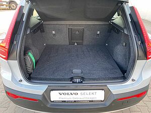 Volvo  T4 FWD Inscription Expression Recharge 360°