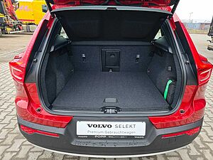 Volvo  T4 FWD Recharge Inscription Expression ACC