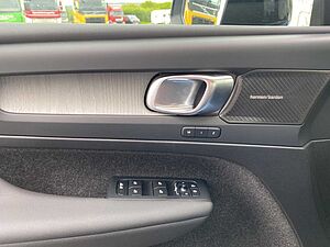 Volvo  20'