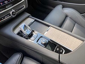 Volvo  19'