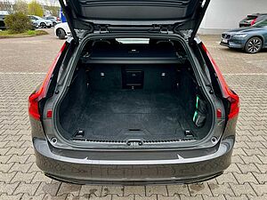 Volvo  T6 AWD Recharge Plus Dark 4xSHZ FHZ LED