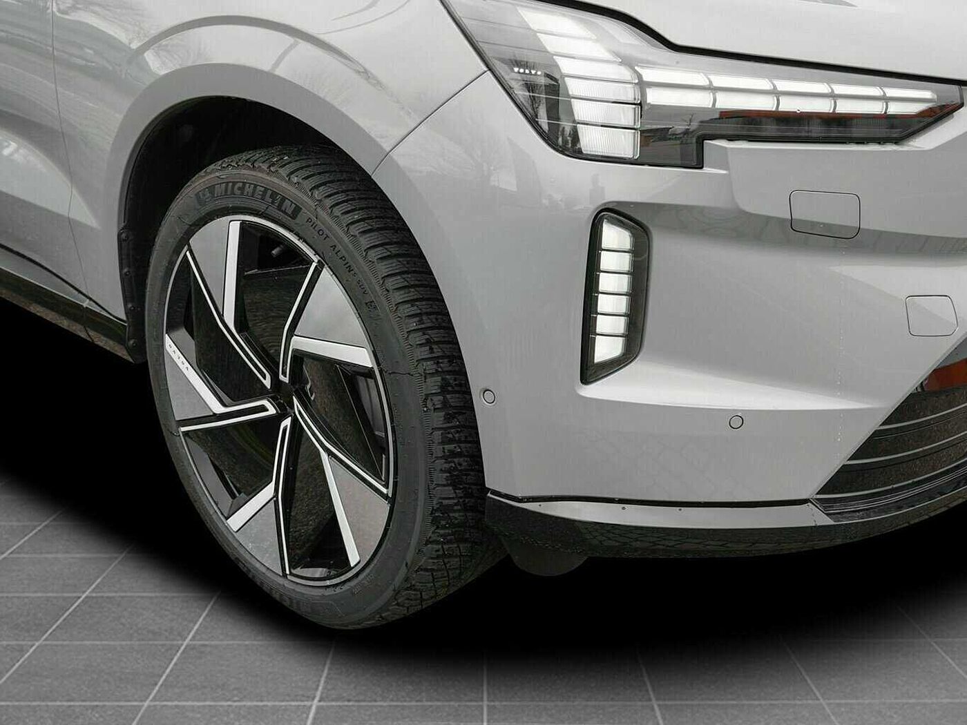 Volvo  ULTRA TWIN MOTOR 7-SITZ AWD MY25