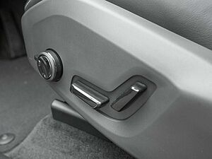 Volvo  T6 PLUS DARK HYBRID BUSINESS MY25