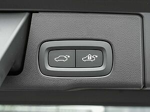 Volvo  T6 PLUS DARK HYBRID BUSINESS MY25