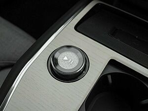 Volvo  ULTRA TWIN MOTOR 7-SITZ AWD MY25