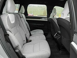 Volvo  ULTRA TWIN MOTOR 7-SITZ AWD MY25